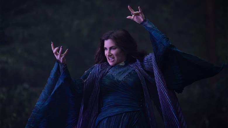 FilmUpdates's tweet photo. Kathryn Hahn is nominated for Best Performance by a Female Actor in a TV Series at the #GoldenGlobes for ‘AGATHA ALL ALONG’ https://t.co/wUg5918WyI
