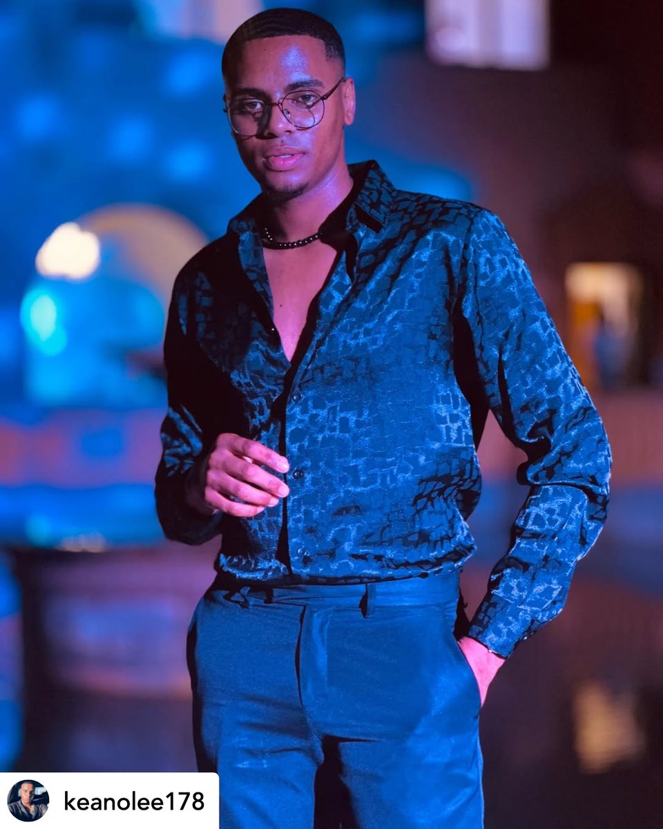 Markham_1873's tweet photo. New week, new #MKMStyle #WeekendFresh vibe check! 🔥
Tag us in your best #MKMStyle pics and looks. We love seeing how you make Markham yours with your standout style!
#MakeYourMark #MarkhamMen #StyleInspiration https://t.co/CvA7GR8D9a