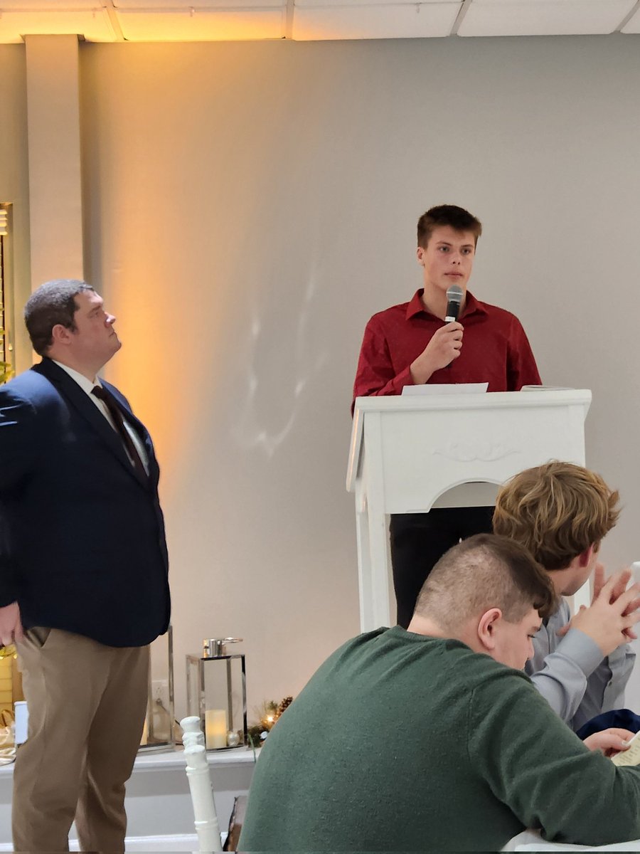 We celebrated the 2024 season &amp; a special group of seniors!  Congratulations to our honorees:
🏆 Scout Team Player of the Year: Danny Simons
🏆 Defensive Player of the Year: <a href="/kaden_spencer4/">Kaden Spencer</a>
🏆 Offensive Player of the Year: <a href="/Codi_Mullen5/">Codi Mullen</a>
5️⃣ Tim McNerney Award: <a href="/Codi_Mullen5/">Codi Mullen</a>