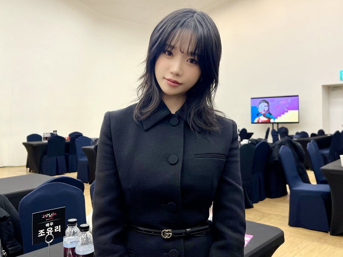 JOYURI_offcl's tweet photo. [#유리스팟] 2024.12.09 오징어 게임 시즌 2 월드 프리미어🦑🤩

#조유리 #JOYURI #チョユリ
#오징어게임2 #SquidGame2 https://t.co/WWcpHTCPk1