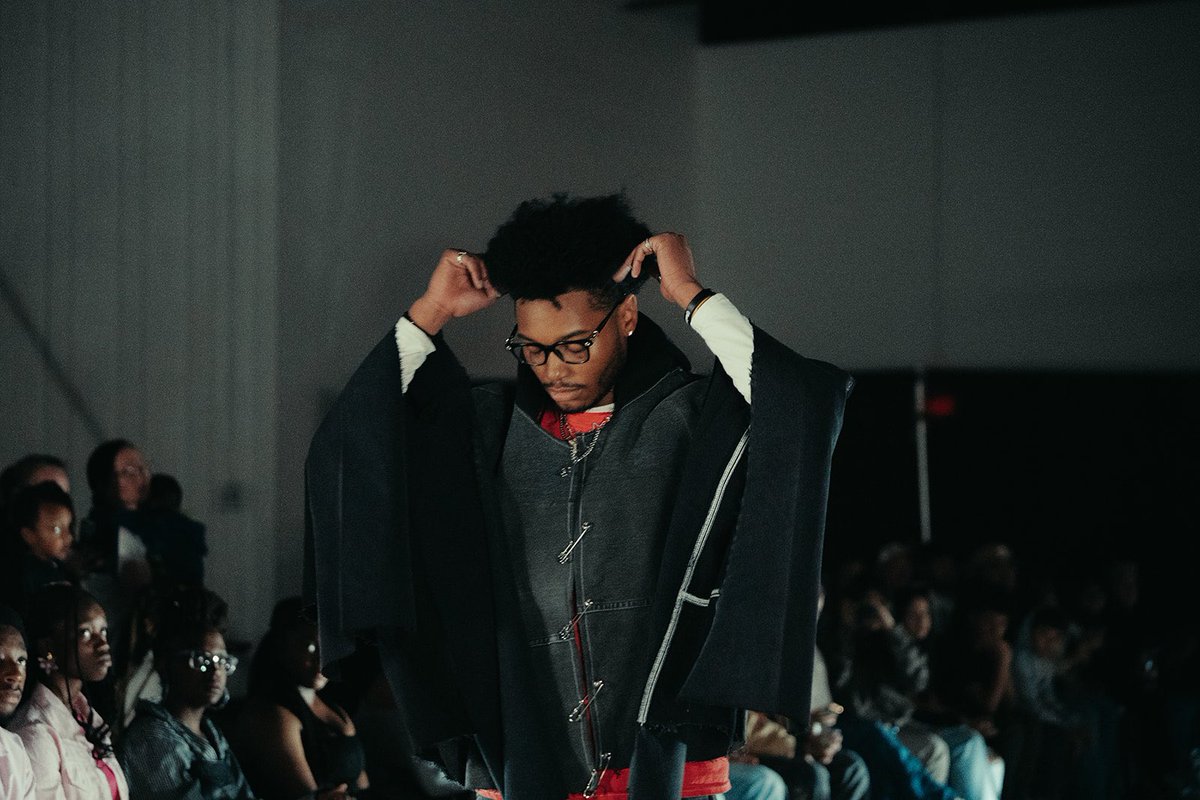 D🥷🏿 tweet media