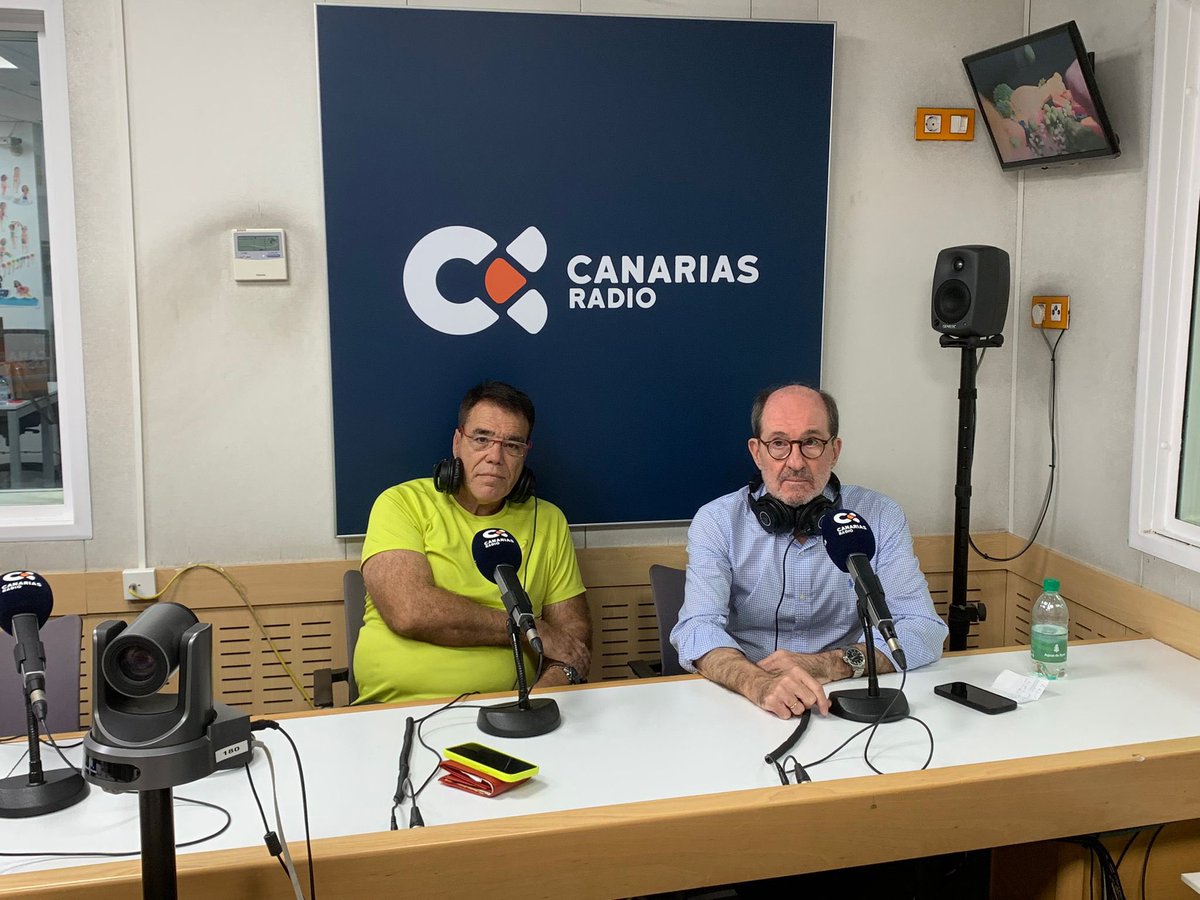 ⚽️ Tiempo de Tagoror Amarillo en #ElDeportivo de <a href="/laradiocanaria/">La Radio Canaria</a>, hoy con esta alineación:

🗣️ <a href="/mj_marrero/">Martín J. Marrero</a>
🗣️ <a href="/jcnaranjosintes/">Naranjo Sintes José Carlos</a>
🗣️ <a href="/TrujilloChus/">Chus Trujillo</a>
🗣️ <a href="/preymor1/">Pedro Reyes Moreno</a> 
🗣️ <a href="/juanluismonzon/">juan luis monzón</a> 

📡 rtvc.es/la-radio-canar…

📺 youtube.com/live/FLYeZBPVO…
