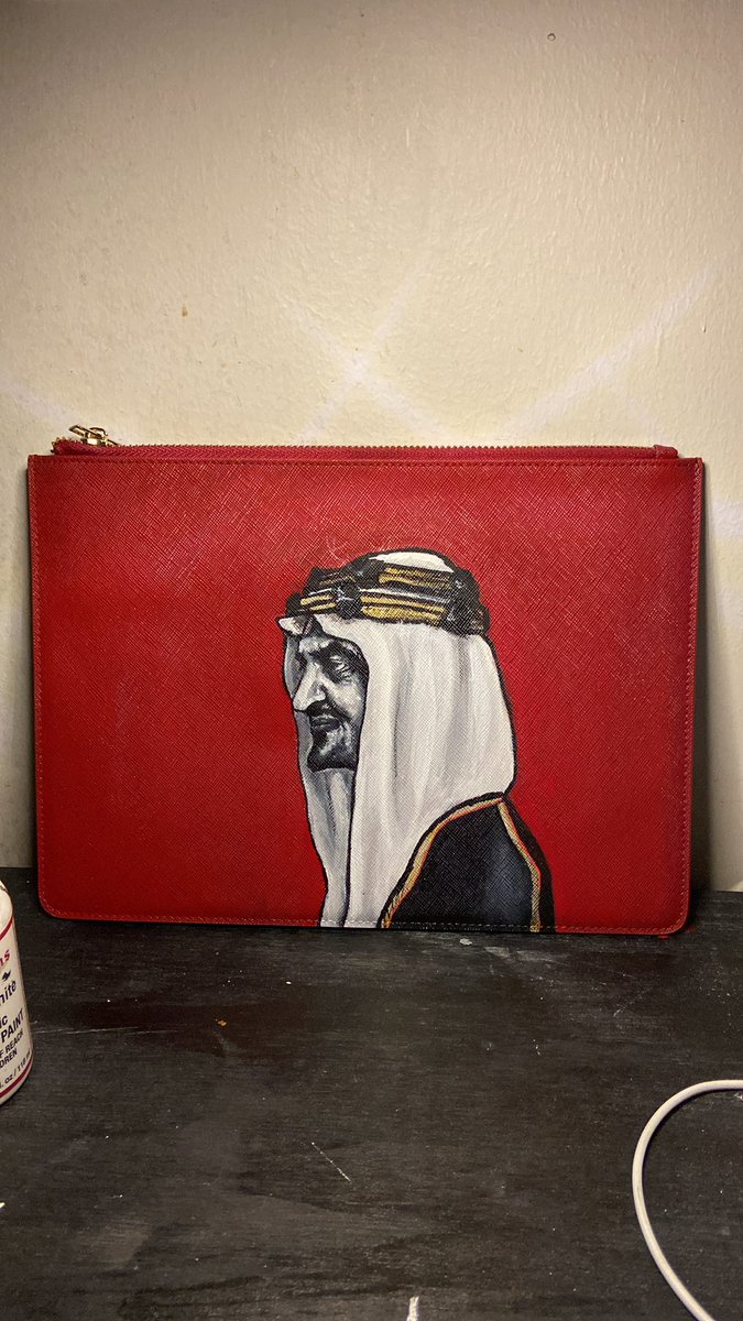 KhunjiAl's tweet photo. Leather paint king Faisal 
.
.
#art #angelus #king_faisal #SaudiArabia #leather #leather_paint https://t.co/sSLAJZsBY6