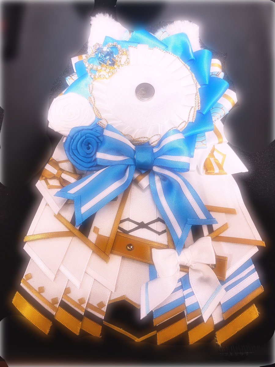 サッチャン様　可愛い絵柄ブリキの衣装箱 a04.jpg