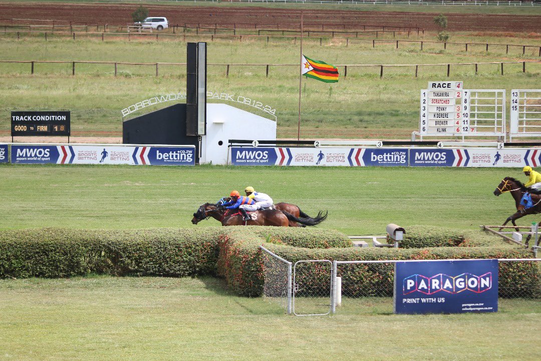 NathanKlink1's tweet photo. Nice 3 timer yesterday at Borrowdale racecourse 👌🏻 https://t.co/fWhFtxD63I
