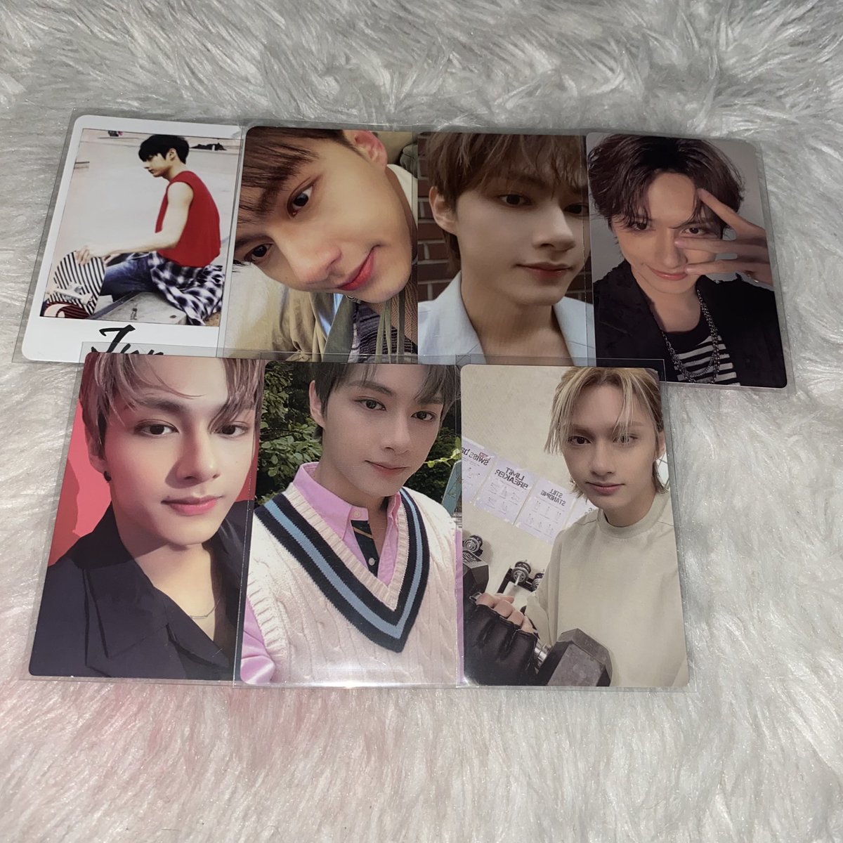 jjkism_'s tweet photo. wts lfb : seventeen pcs

- all tingi, except mingyu tadashi
- payo only
- x for sensi and rush shipping

mop: gcash
mod: jnt, sdd
loc: marikina https://t.co/XhshqEWgfd