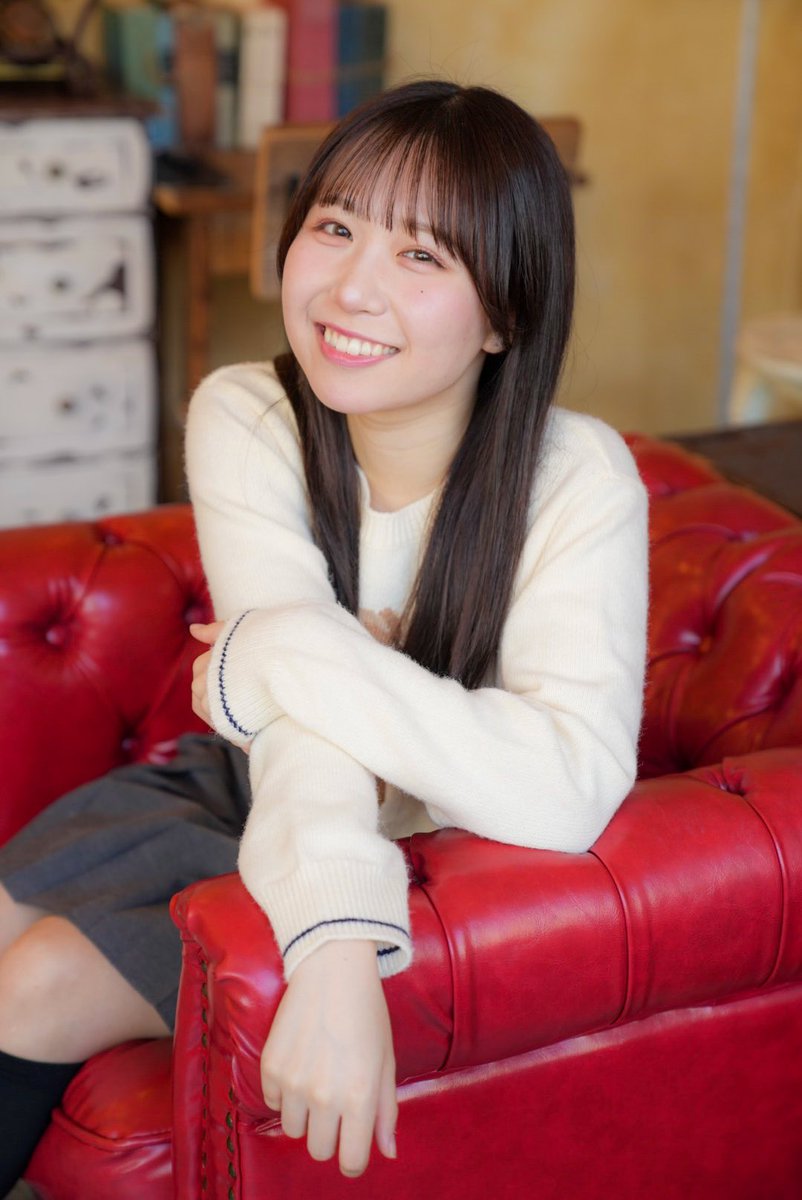 skdkrmktknd's tweet photo. 初ポートレート☺️

#夏見もも
#なつみもも
#もも
#momo
#撮影会
#ポートレート
#かぷちゅーる
#ちぇきちゅーるもも
#emcam https://t.co/a7wn6w4cYA