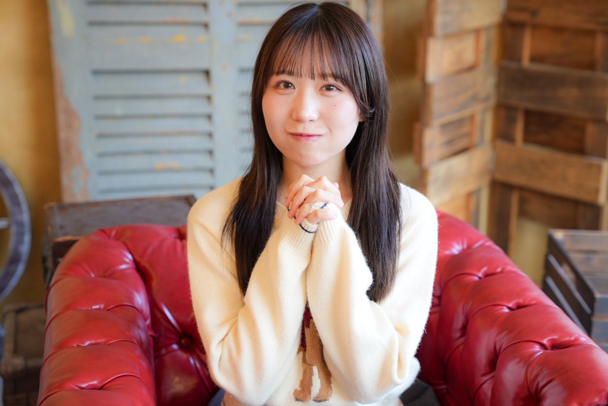 skdkrmktknd's tweet photo. 初ポートレート☺️

#夏見もも
#なつみもも
#もも
#momo
#撮影会
#ポートレート
#かぷちゅーる
#ちぇきちゅーるもも
#emcam https://t.co/a7wn6w4cYA