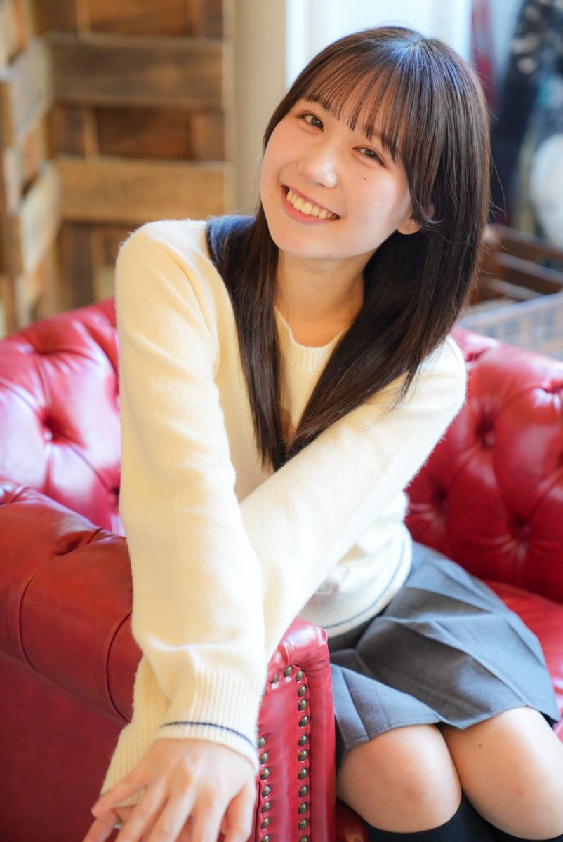 skdkrmktknd's tweet photo. 初ポートレート☺️

#夏見もも
#なつみもも
#もも
#momo
#撮影会
#ポートレート
#かぷちゅーる
#ちぇきちゅーるもも
#emcam https://t.co/a7wn6w4cYA
