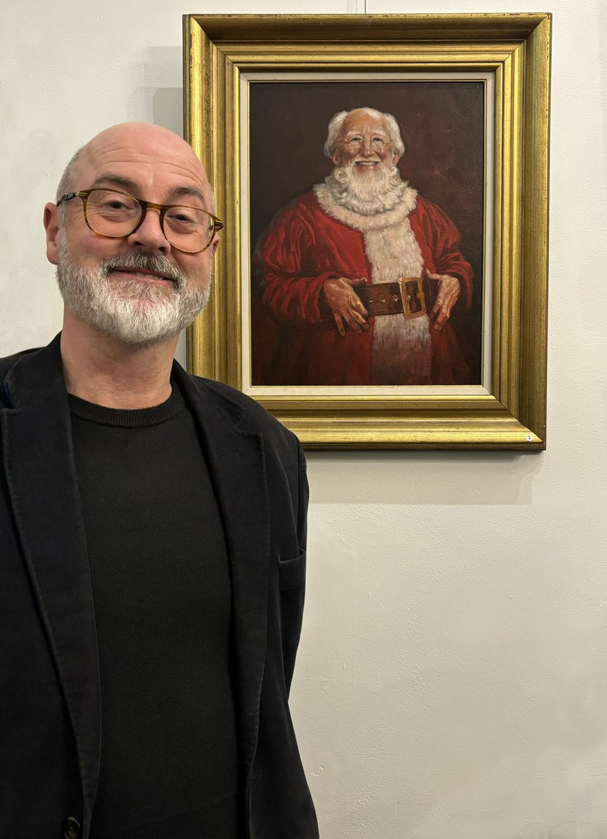 PJLynchArt's tweet photo. My painting of the Christmas President caused a lot of merriment at the launch of the United Arts Club Members' Christmas Exhibition last week.
Swipe Right for details of viewing times!
#UnitedArtsClub #DublinArts #PJLynchArt
#MichaelDHiggins #Santa #SantaClaus #Christmas https://t.co/YgeoNRuOSh