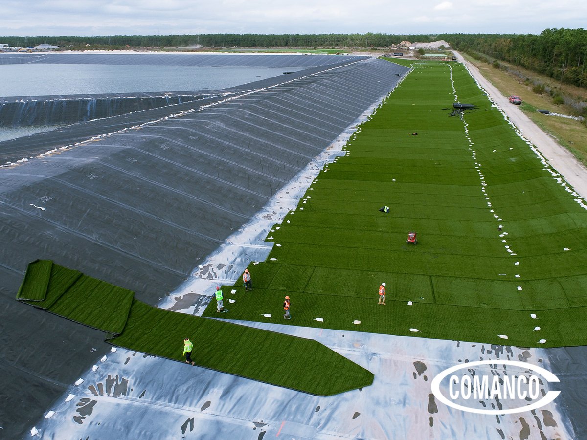 4 years, 3 phases, 2 million sq ft of liner, &amp; only 1 thing left to do: complete the Water Return Ditches. Superintendent Carlos Garcia &amp; crew continue progressing on this phosphate closure in Mississippi. Read our latest update at comanco.com/blog/phosphate….

#COMANCO #Phosphate