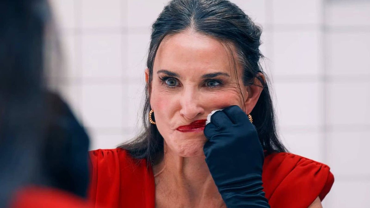 ‘THE SUBSTANCE’ has been nominated for 5 #GoldenGlobes

See the full nominees list: bit.ly/Globes2025