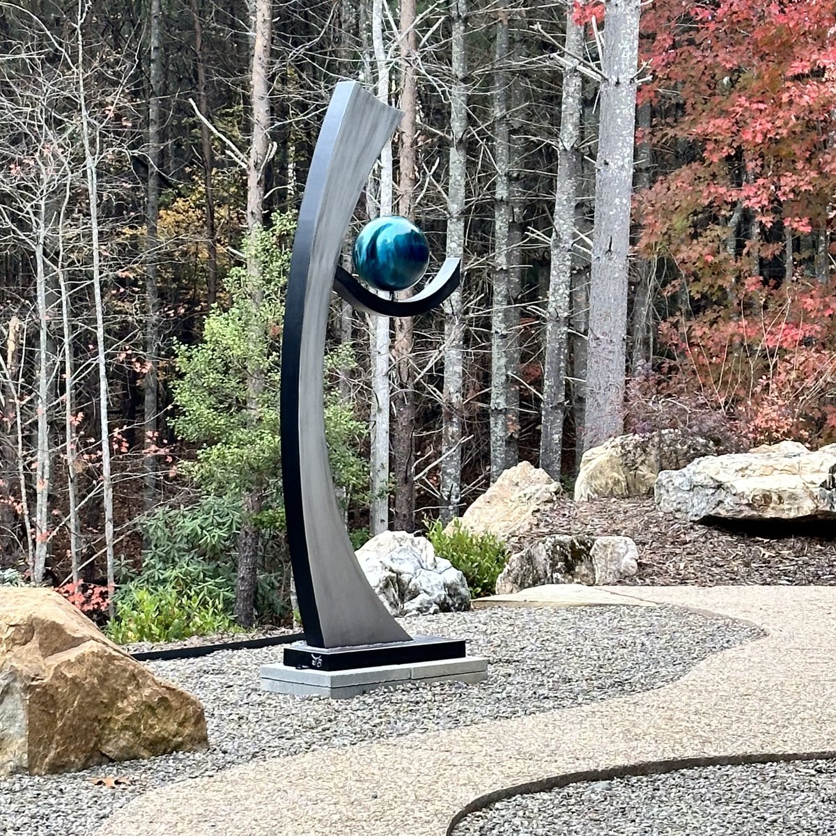 MooN_Grailed's tweet image. That one time when @mfigge hinted, I should have one of my sculptures in the @OthersideMeta sculpture garden... Thoughts?