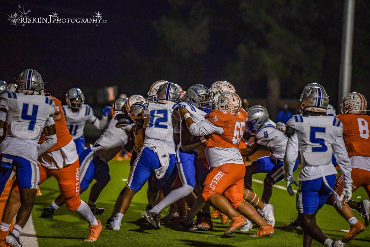 9-3A 1st Team All-District

OL- Jesus “ Chuy “ Vera (Sr.)

#LetsHunt