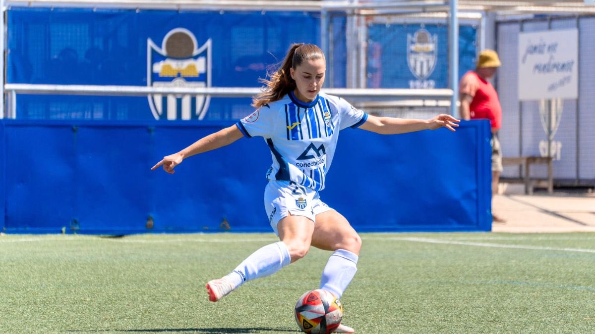 🎙️Avui a les 19:00, Segona Jugada a <a href="/RMarcaBaleares/">Radio Marca Baleares</a>, a la 91.6 de la FM!

🏟️ ALINEACIÓ D'AVUI
<a href="/joanbonet10/">Joan Bonet</a>
<a href="/joseangg71/">José Antonio Gómez Gelabert</a>
<a href="/AlexCasass/">Álex Casas</a>
<a href="/JoanMSocias/">Joan MS</a> 

🗣️ Analitzarem la derrota davant l'Andratx i conversarem amb <a href="/bertadoltra/">Berta Doltra</a>, un dels pilars de l'ATB Fem aquesta temporada