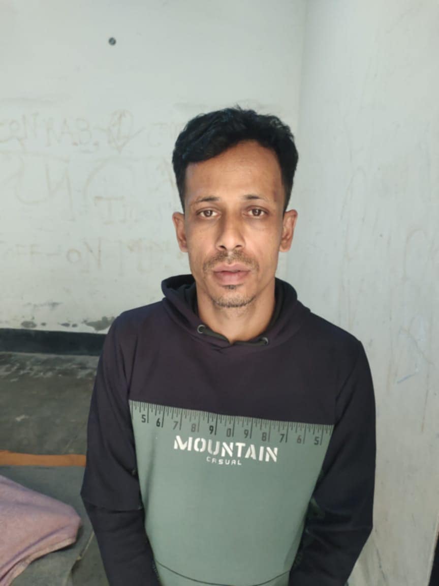 কালিয়াকৈরে ডাকাতি হওয়া মালামাল উদ্ধার গ্রেফতার ১