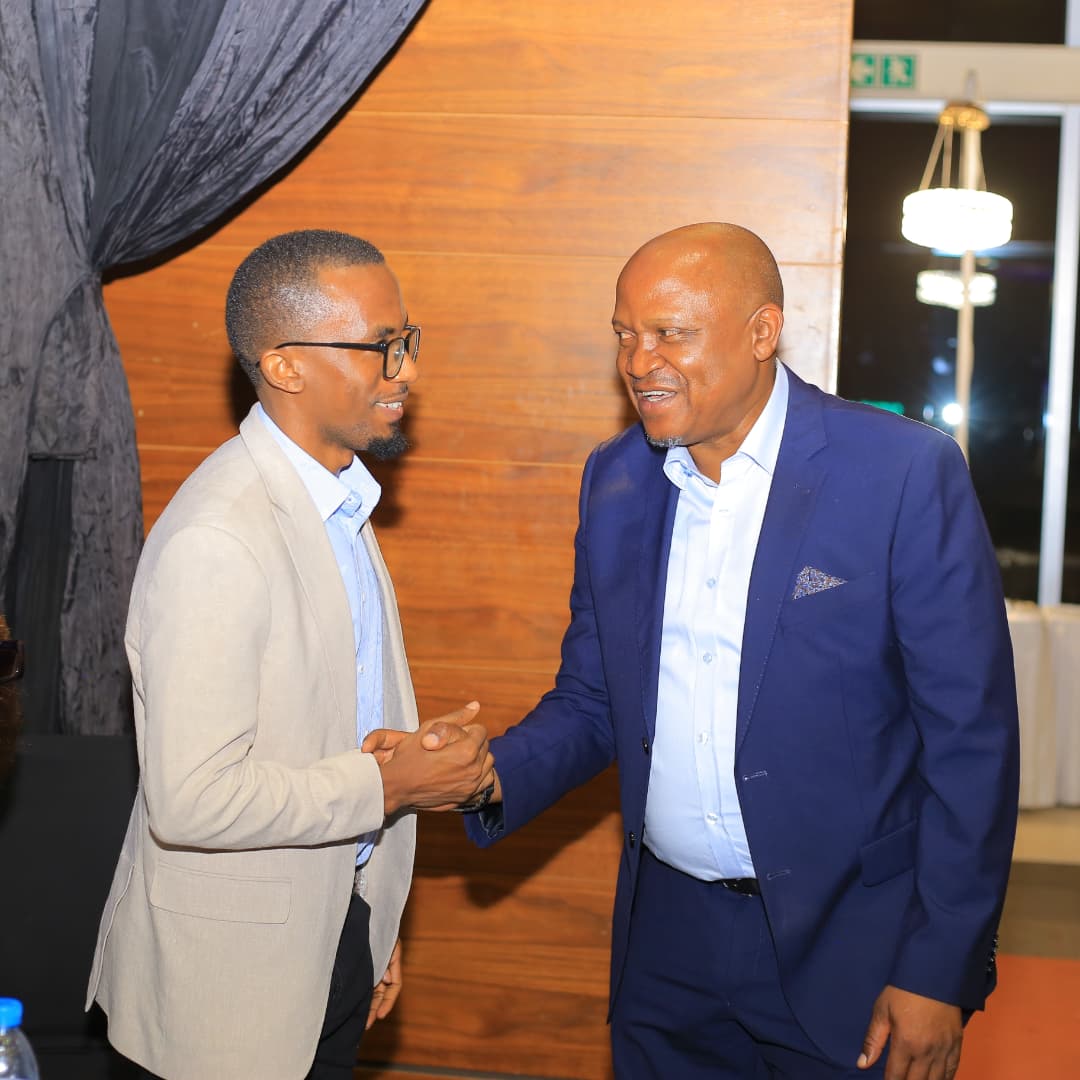 Ulikuwa ni Wakati Mzuri sana Kusherehekea Miaka 25 ya <a href="/CloudsMediaLive/">Clouds Media</a> Katika Kuendelea Kutufungulia Dunia na Kuwa Tunachotaka.

Congratulations Big Jo <a href="/JosephKusaga/">Joseph Kusaga</a> na Team Yote ya CMG🏆

#coachansey