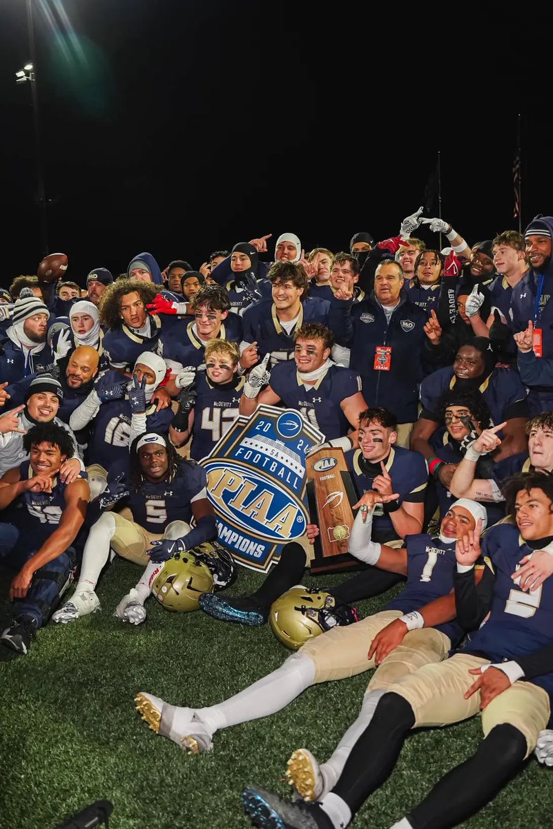 🏆💍 VICTORY MONDAY 🏆💍

#McD 💙💛 #GoCrusaders ⚔️⚔️