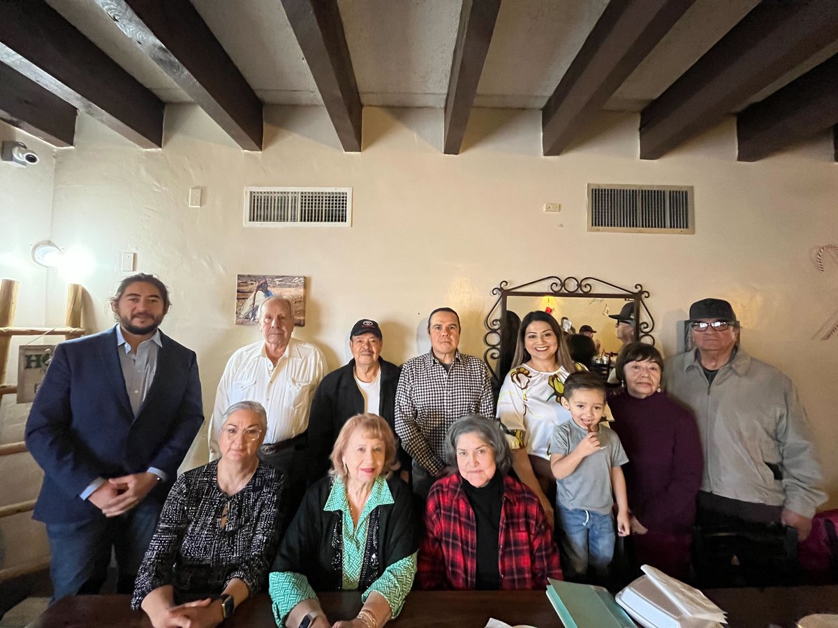 On Saturday, we celebrated Valley View Crest Hill Neighborhood Association's last meeting of the year. Thank you everyone who joined us!