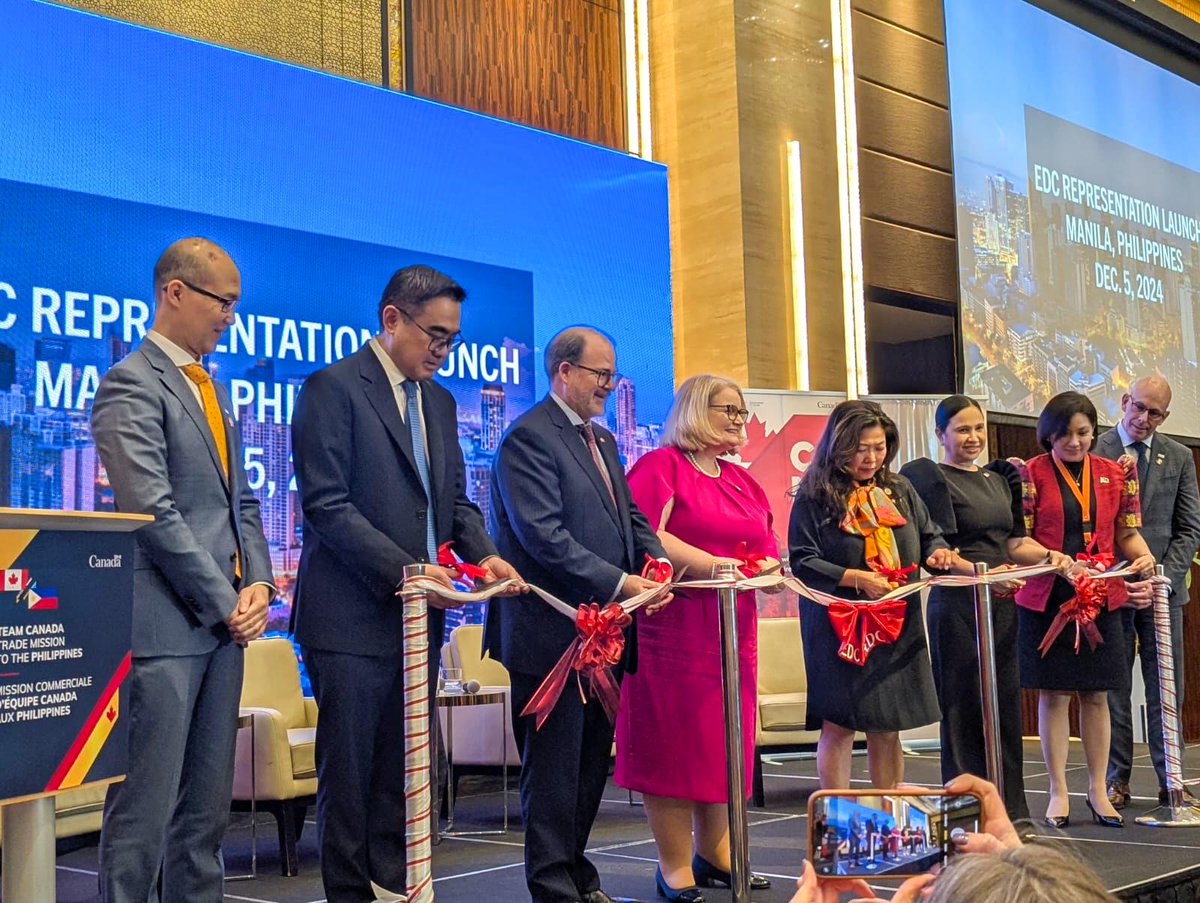 CanadaTrade's tweet photo. Exciting news for Canadian businesses looking to expand in the #Philippines!

@ExportDevCanada opened a new office in #Manila to help Canadian businesses succeed in one of the #IndoPacific region’s fastest-growing economies.

Learn more:https://t.co/cVvHF4zNFJ

#GoTeamCanadaTrade https://t.co/Il7Pb2kkeS