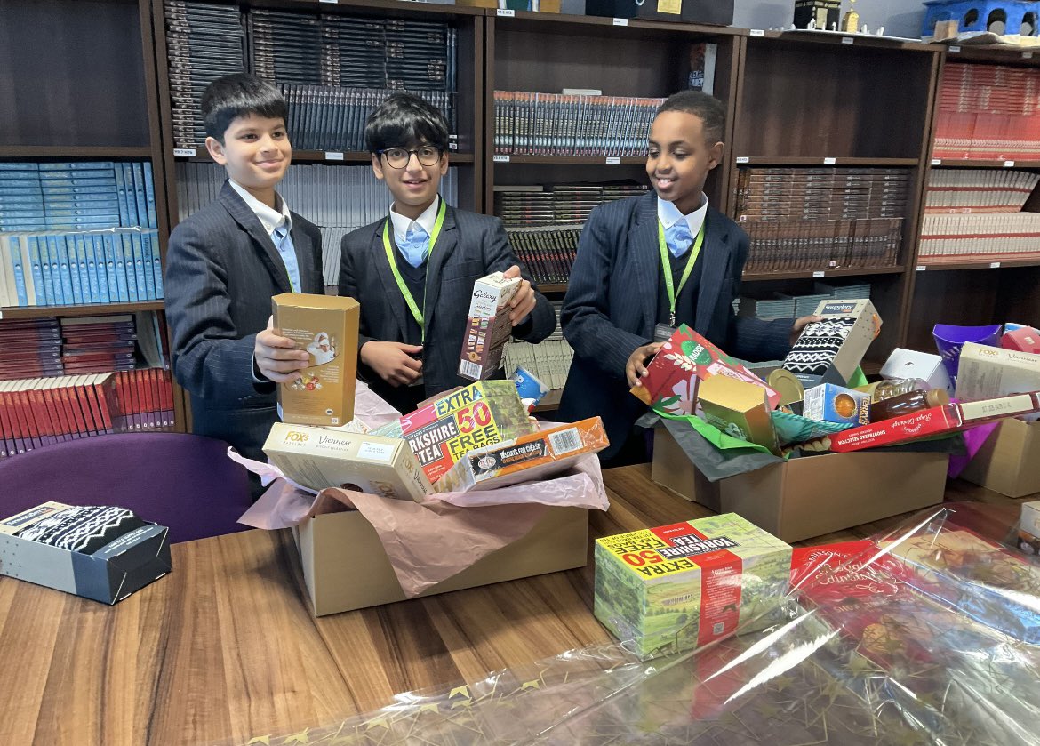 edenboysbolton's tweet image. Our pupils are hard at work creating hampers for our Winter Gift Programme! A heartfelt thank you to our amazing pupils and parents for their generous donations—together, we’re spreading warmth and kindness this season! #WinterGiftProgramme #Service