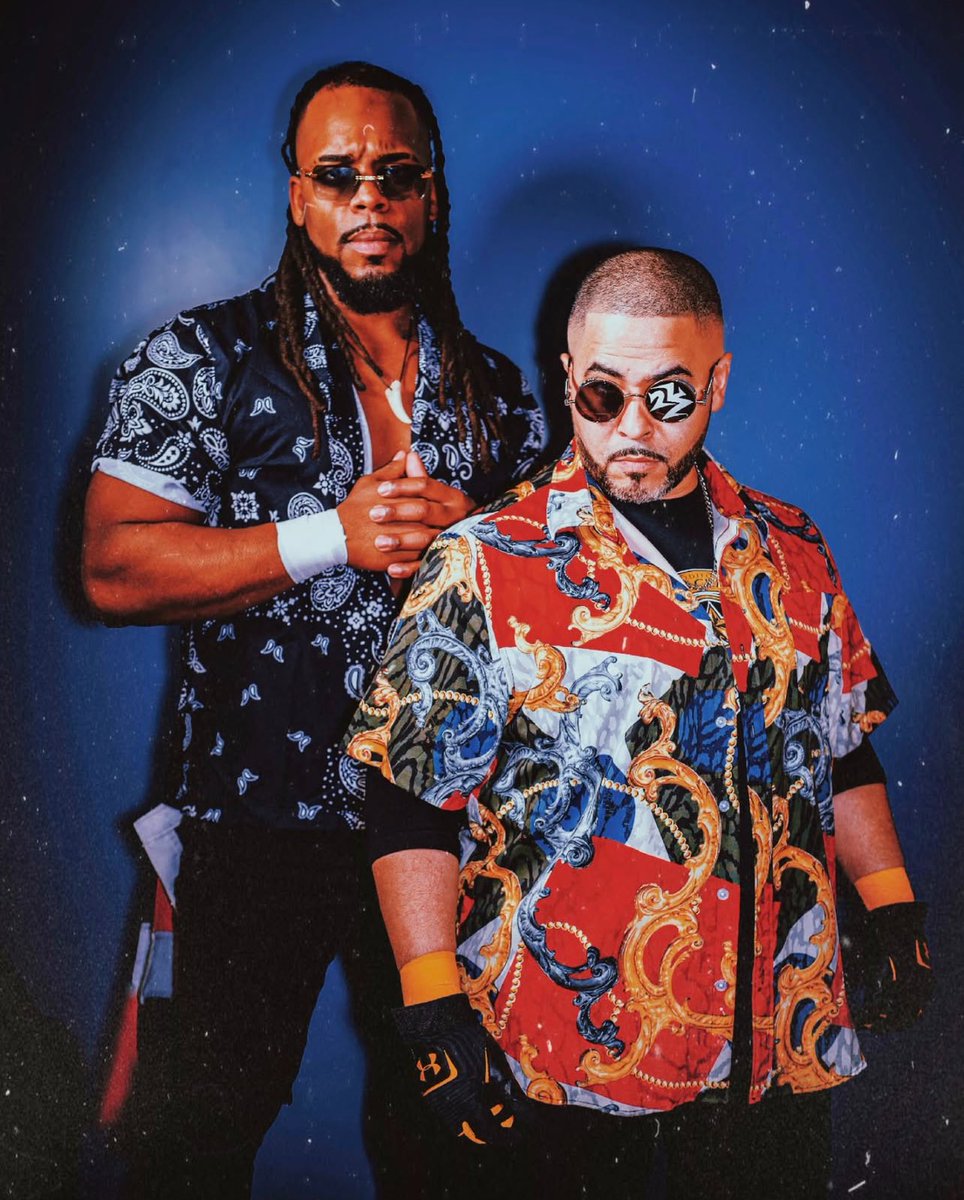 HesBiGCuZZO's tweet image. El Kapo @absolutekage and I ready to dominate this past Friday. 
.
#BigCuzzo #KrisKage #JingleAllTheWay #ProjectCodenameWrestling #Wrestling #Friday # #ForYou #TheBigBarAProfessionalWrestling #Hoboken