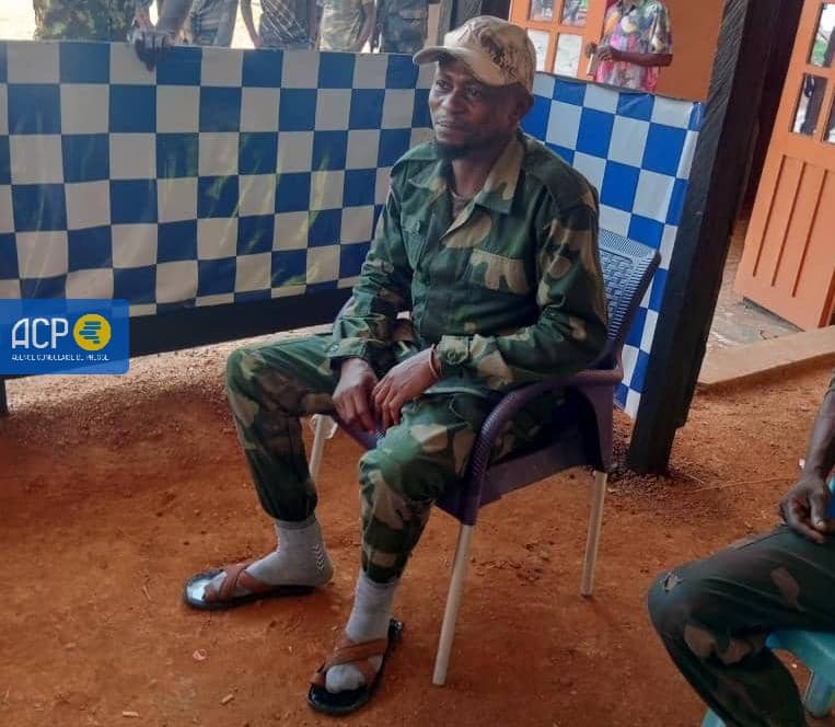 #RDC: Les Forces armées de la République démocratique du Congo (FARDC) ont capturé en territoire de Mambasa, à 165 km de Bunia, chef-lieu de la province de l'Ituri, dans le Nord-est du pays, le chef du groupe armé Maï Maï "Lamuka", un dénommé Mangaribi et toute sa bande ainsi que