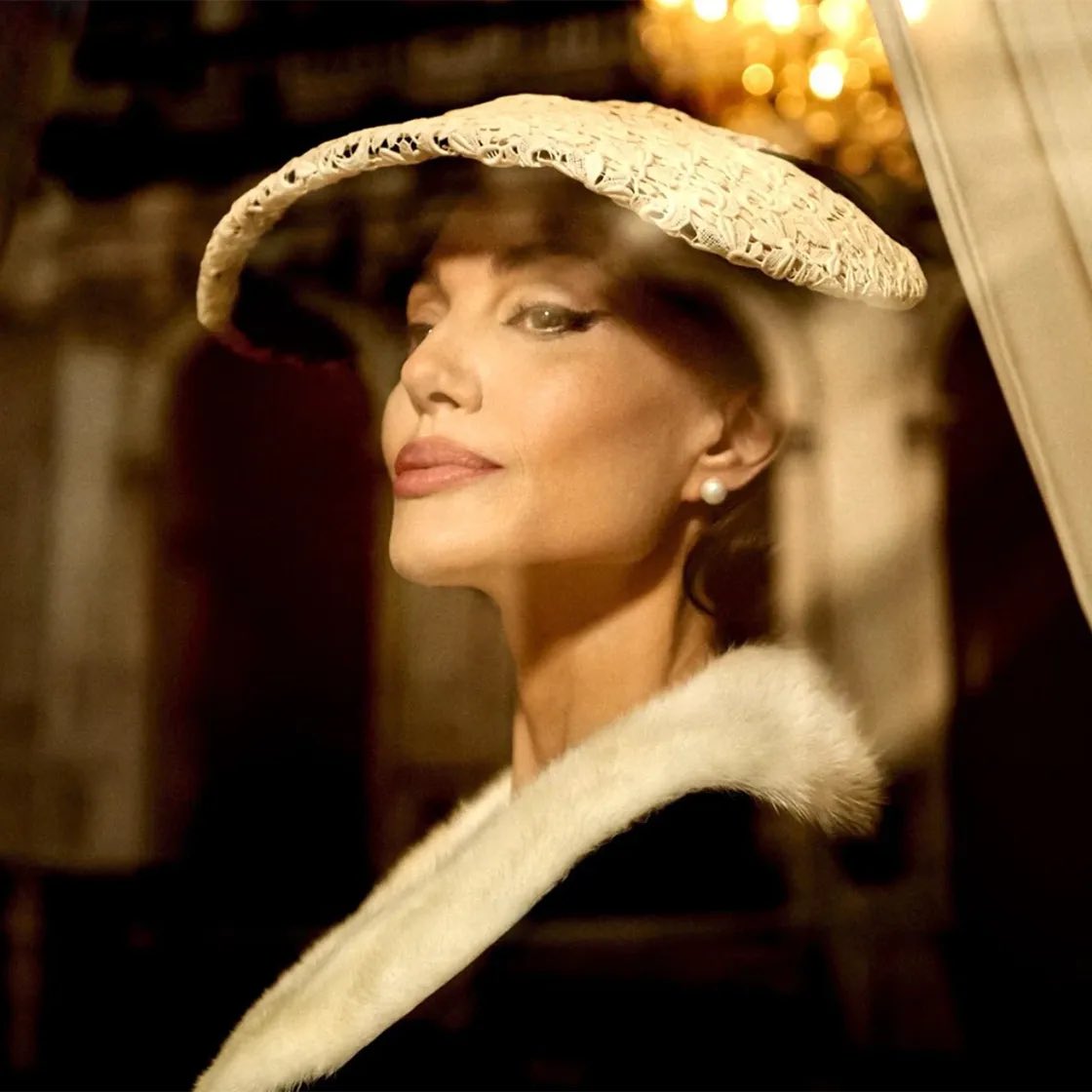 CafeinaColorida's tweet photo. Golden Globe nominees - Best Actress in a Drama:

Pamela Anderson, The Last Showgirl;
Angelina Jolie, Maria;
Nicole Kidman, Babygirl;
Tilda Swinton, The Room Next Door;
Fernanda Torres, I’m Still Here;
Kate Winslet, Lee;

#GoldenGlobes https://t.co/3OP3FNycYG