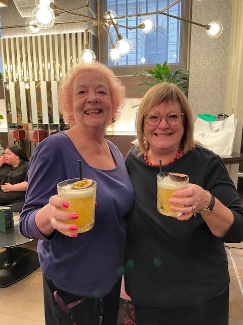 HousekeepersUK's tweet photo. Manchester &amp; NW Meeting Review: A fabulous meeting on Wednesday 2nd October at 47, one of Manchester’s newest boutique hotels. Thank you to our hosts, our sponsors the KRO Hospitality Group &amp; all our members for attending.

Read more and view gallery >> https://t.co/np5ns3KXbR https://t.co/QwElIjV90P