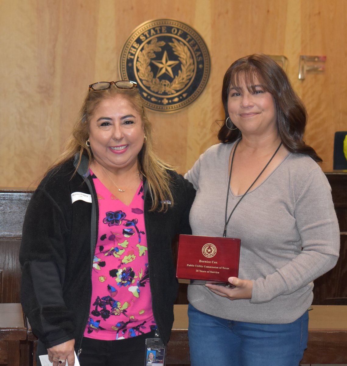 PUCTX's tweet image. Thank you, Bernice for 30 years of service to the @PUCTX and #Texas! At our 2024 Service Awards, we’re recognizing 25 employees for a combined 265 years of public service to Texans. Thank for your commitment and dedication!  #TxLege #ServingTexas