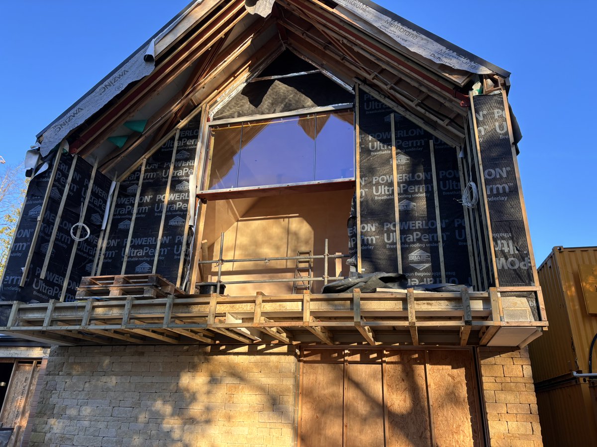 hallidayclark's tweet photo. Project Update | Fulwith Mill
Lovely morning light #onsite in Harrogate at the end of last month before the storms arrived. The addition of the #timber #cladding is currently being added to the #facade and the #project is due to be completed early in the new year. #housedesign https://t.co/mjt2oTHHyL