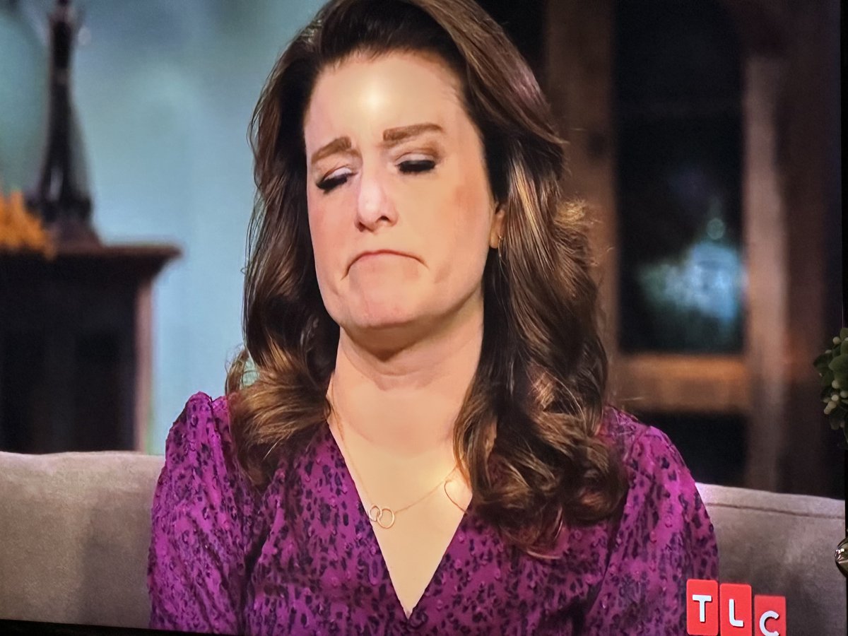 Wallflower2u's tweet photo. #SisterWives #SisterWivesTLC
#Tlc @TLC #CryBrows #Robyn
An IDENTITY ISSUE?!?!
The only thing CRY BROWS is LOSING
is all of the OG EX-WIVES is their
MONEY which is what DEFINES her
She can now IDENTIFY as a
MONOGAMOUS, ANTI-SISTER WIFE
HOME WRECKER that might have to
GET a JOB🤣