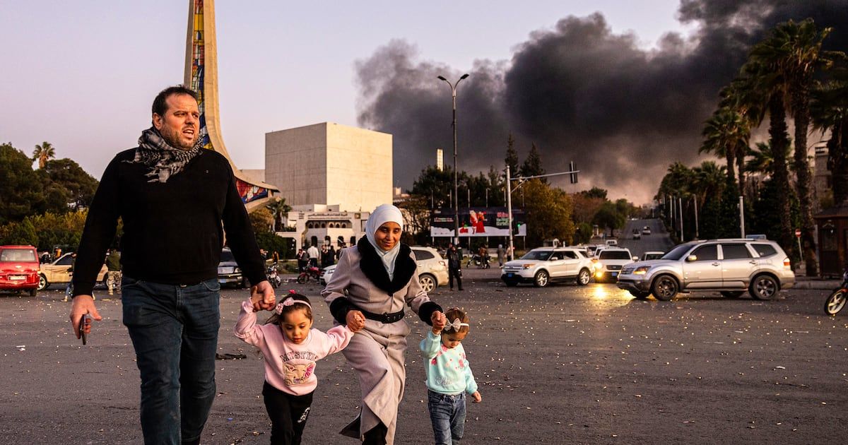 “After decades of massacres and chemical attacks, we finally have our country back.”

‘Welcome to Free #Syria’: jubilant #Damascus residents grapple with uncertainty - <a href="/MaucourantNada/">Nada Maucourant Atallah</a> <a href="/NadaOHomsi/">Nada Homsi</a> <a href="/danny_makki/">Danny Makki</a> buff.ly/3BnfgCN