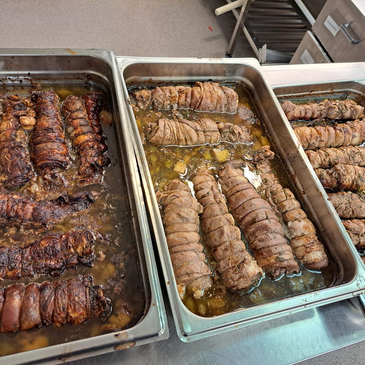 JFkokki's tweet photo. Tänään tällaista. Tätä ei opita " koulunpenkissä", mutta koulussa tekemällä😉 https://t.co/5eF4vD9SrT