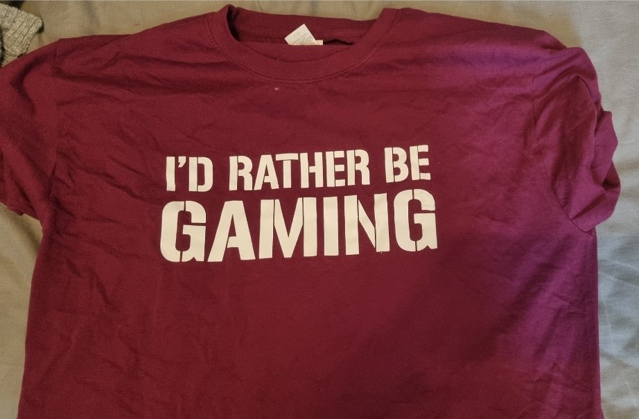 T_bbs_'s tweet photo. @Memeulous Not mine, but my partner has received not 1, but 2 of these t shirts....(other one is grey) https://t.co/33hCqWbeFK