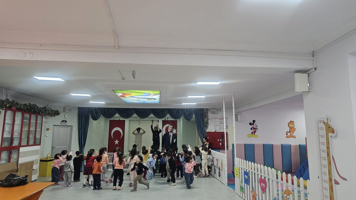 sivashalide's tweet photo. Hedefspor kapsamında öğrencilerimizin spor etkinliği.  
@sivasmem 
@Sivas_HEDEF https://t.co/MYDxeDKrXE