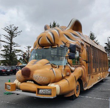 Brb selling everything I own to buy this and make it my new mobile studio space