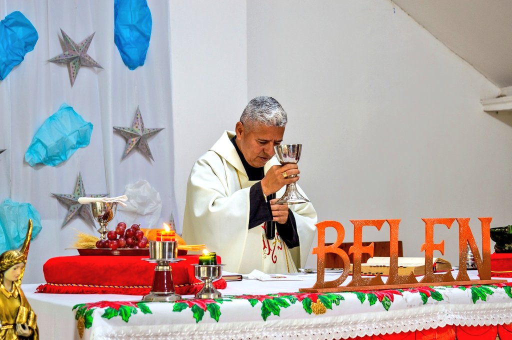 Ejercito_Div5's tweet photo. Con una santa eucaristía en la capilla de la #SextaBrigada y posteriormente una ofrenda floral ante el busto del Infante, el Batallón Rooke en #Ibagué, celebró un aniversario más del Arma de Infantería.

#PatriaHonorLealtad https://t.co/foe4cnQwmC