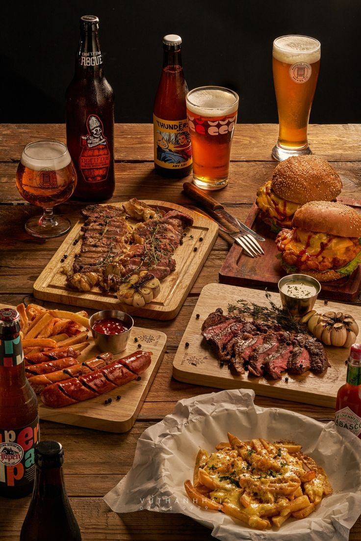 bardoshomi's tweet photo. /toca um sininho e serve o balcão.

Boa tarde, homis e molieres. Está no horário do almoço, e nós do Bar dos Homi preparamos um almoço grátis e especial para essa segunda. Servão-se avonts, e se alimentem direito, com direito a cervejinha gelada, tudo por conta da casa! https://t.co/DY9JeqUYhD