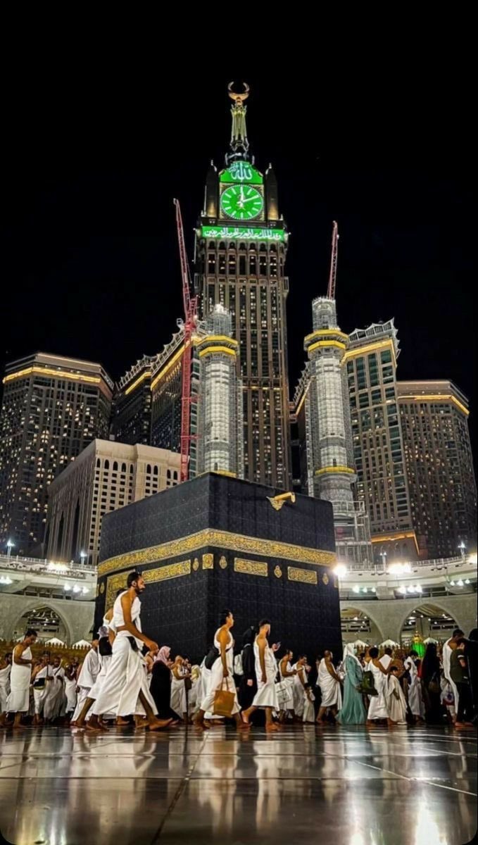 Alhumdulillah for everything in my life. The good &amp; bad. Some were blessings &amp; some were lessons.

Good Night 🌸✨