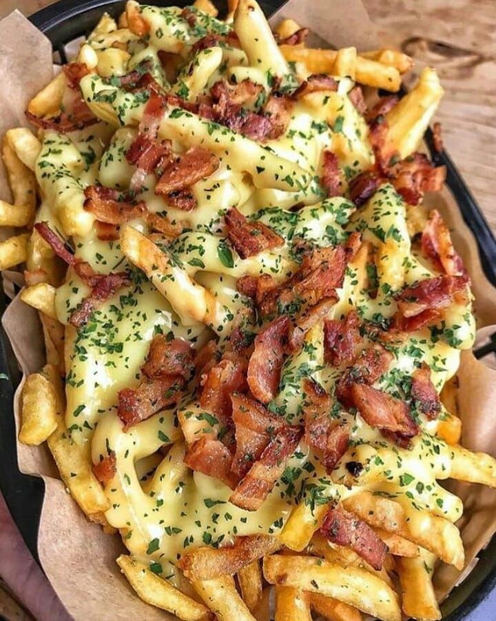 bardoshomi's tweet photo. /toca um sininho e serve o balcão.

Boa tarde, homis e molieres. Está no horário do almoço, e nós do Bar dos Homi preparamos um almoço grátis e especial para essa segunda. Servão-se avonts, e se alimentem direito, com direito a cervejinha gelada, tudo por conta da casa! https://t.co/DY9JeqUYhD