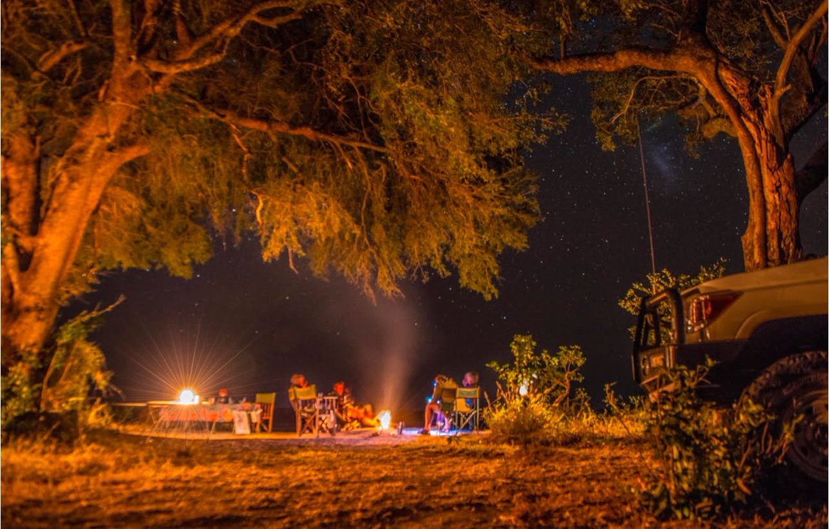 ZimBho_Official's tweet photo. What would the perfect holiday in #DestinationZimbabwe look like to you?
Here’s ours!😍
#VisitZimbabwe
#TravelandExperienceZim
#ZimBho
📸: @gonarezhoupark https://t.co/VfogbKcKsp