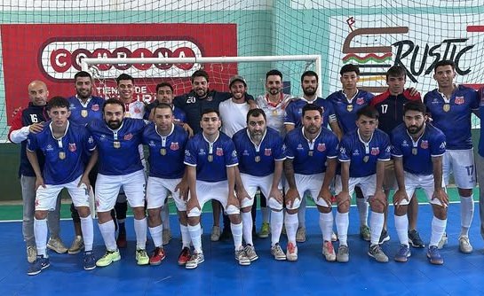ElshowdelFS's tweet photo. #OFI Palermo avanzó como primero de la Serie 7 en la Copa Nacional de Clubes. En Chuy, el equipo rochense venció a los dos equipos locales: 9-0 a Londres y 5-0 a Juventus https://t.co/KPFtSbJBO4