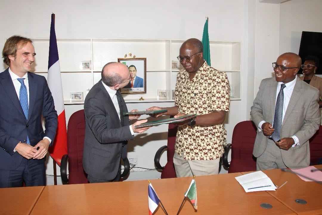 Ambassade de France en Zambie 🇫🇷🇿🇲 tweet media