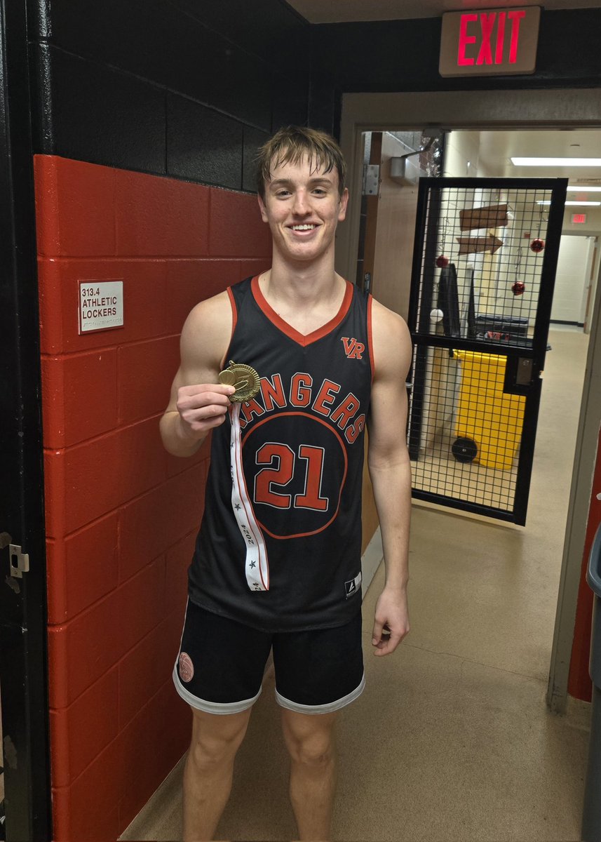 VR_Hoops's tweet photo. Great job boys! Going 3-1 in the Cedar Creek tournament and earning 2nd place! Gavin Howard All Tournament! Keep grinding! Go Rangers! #TrustTheProcess #TFB #GetUsNow @DrMorganLISD @LeanderisdATH @VistaRidgeHS https://t.co/UupT9RhxkE