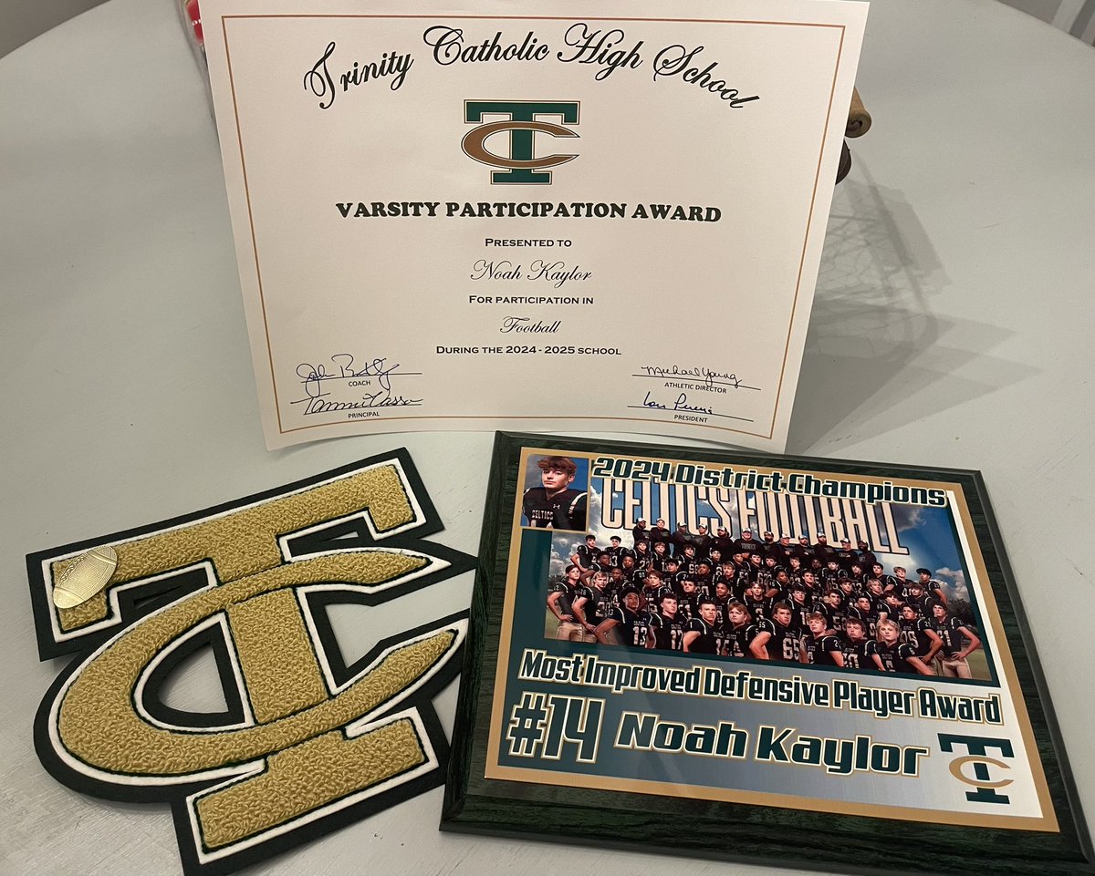 Noah Kaylor (@noahkaylor10) on Twitter photo Freshman season is in the books. Varsity letter and what a great honor to receive the Most Improved Defensive Player award during the <a href="/TCCelticsFB/">Trinity Catholic Celtics Football</a> banquet. #Blessed 🙏 #AGTG @CoachBrantleyTC <a href="/OcalaPreps/">Ocala Preps</a> <a href="/TeamShowtime7v7/">Showtime 7v7</a> <a href="/Showtime12u/">Maurice jones</a> <a href="/larryblustein/">Blustein Recruiting</a> <a href="/PrepRedzoneFL/">Prep Redzone Florida</a> @On3Recruits Freshman season is in the books. Varsity letter and what a great honor to receive the Most Improved Defensive Player award during the <a href="/TCCelticsFB/">Trinity Catholic Celtics Football</a> banquet. #Blessed 🙏 #AGTG @CoachBrantleyTC <a href="/OcalaPreps/">Ocala Preps</a> <a href="/TeamShowtime7v7/">Showtime 7v7</a> <a href="/Showtime12u/">Maurice jones</a> <a href="/larryblustein/">Blustein Recruiting</a> <a href="/PrepRedzoneFL/">Prep Redzone Florida</a> @On3Recruits