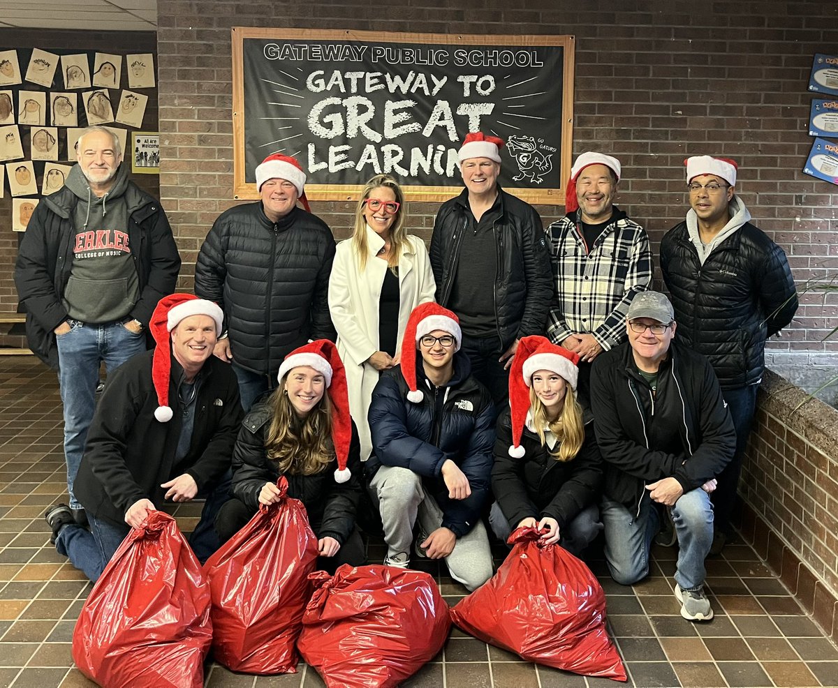 Gateway PS (@tdsbgatewayps) on Twitter photo A magical group from the Leaside Toy Drive that support Flemingdon Park & Thorncliffe Park schools, ensuring each student has a toy to take home over the winter break. 🙏 for the drop today that will bring smiles to so many ❤️ <a href="/tdsb/">Toronto District School Board</a> <a href="/npersaudLC4/">NadiraPersaud-FOS14/LC2</a> <a href="/LC2_TDSB/">Learning Centre 2</a> <a href="/mikkihymus/">Mikki Hymus</a> <a href="/locallea/">MikeyLovesJays</a> A magical group from the Leaside Toy Drive that support Flemingdon Park & Thorncliffe Park schools, ensuring each student has a toy to take home over the winter break. 🙏 for the drop today that will bring smiles to so many ❤️ <a href="/tdsb/">Toronto District School Board</a> <a href="/npersaudLC4/">NadiraPersaud-FOS14/LC2</a> <a href="/LC2_TDSB/">Learning Centre 2</a> <a href="/mikkihymus/">Mikki Hymus</a> <a href="/locallea/">MikeyLovesJays</a>