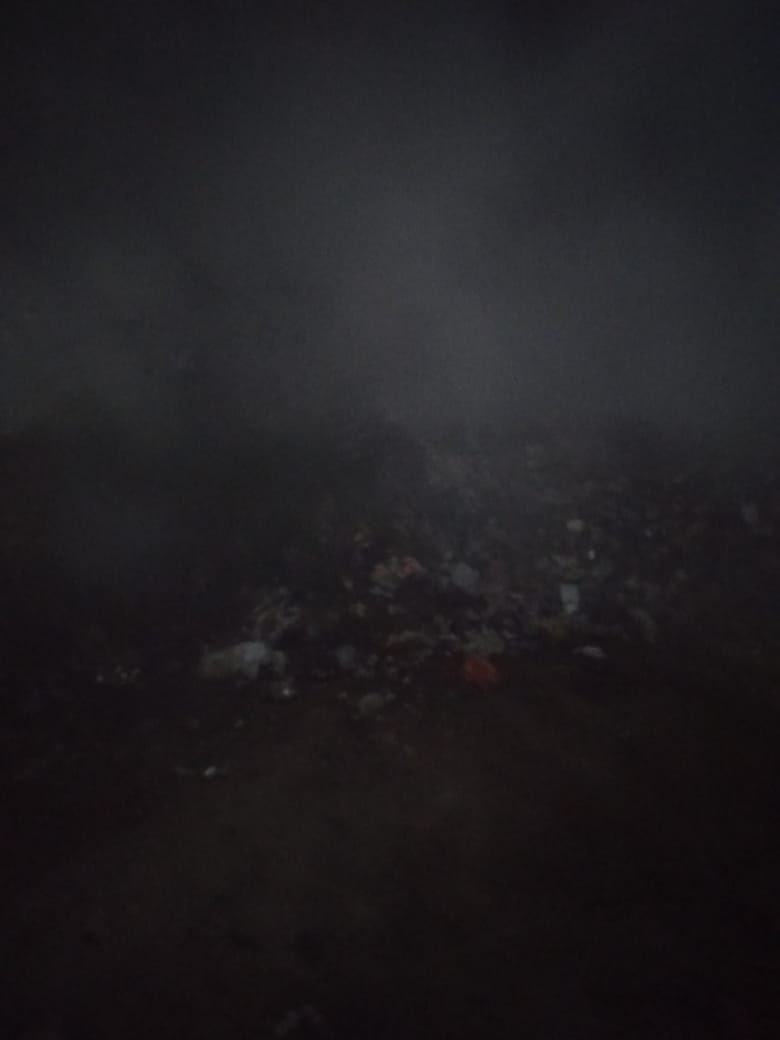 cleanAirBharat's tweet photo. 9/12/24
#Gurgaon
#WasteFire

@CAQM_Official @CPCB_OFFICIAL 
@csharyana @DC_Gurugram @gurgaonpolice 

Please investigate #STRICTAction
#GRAPviolation 
Sec104
Time6.30pm 
Via @bharatmhm 
Firebrigade called

@PMOIndia @AmitShah @JPNadda 
Pls declare
#WasteFiresAHealthCrime #cancer https://t.co/CM6Gj8fn3n