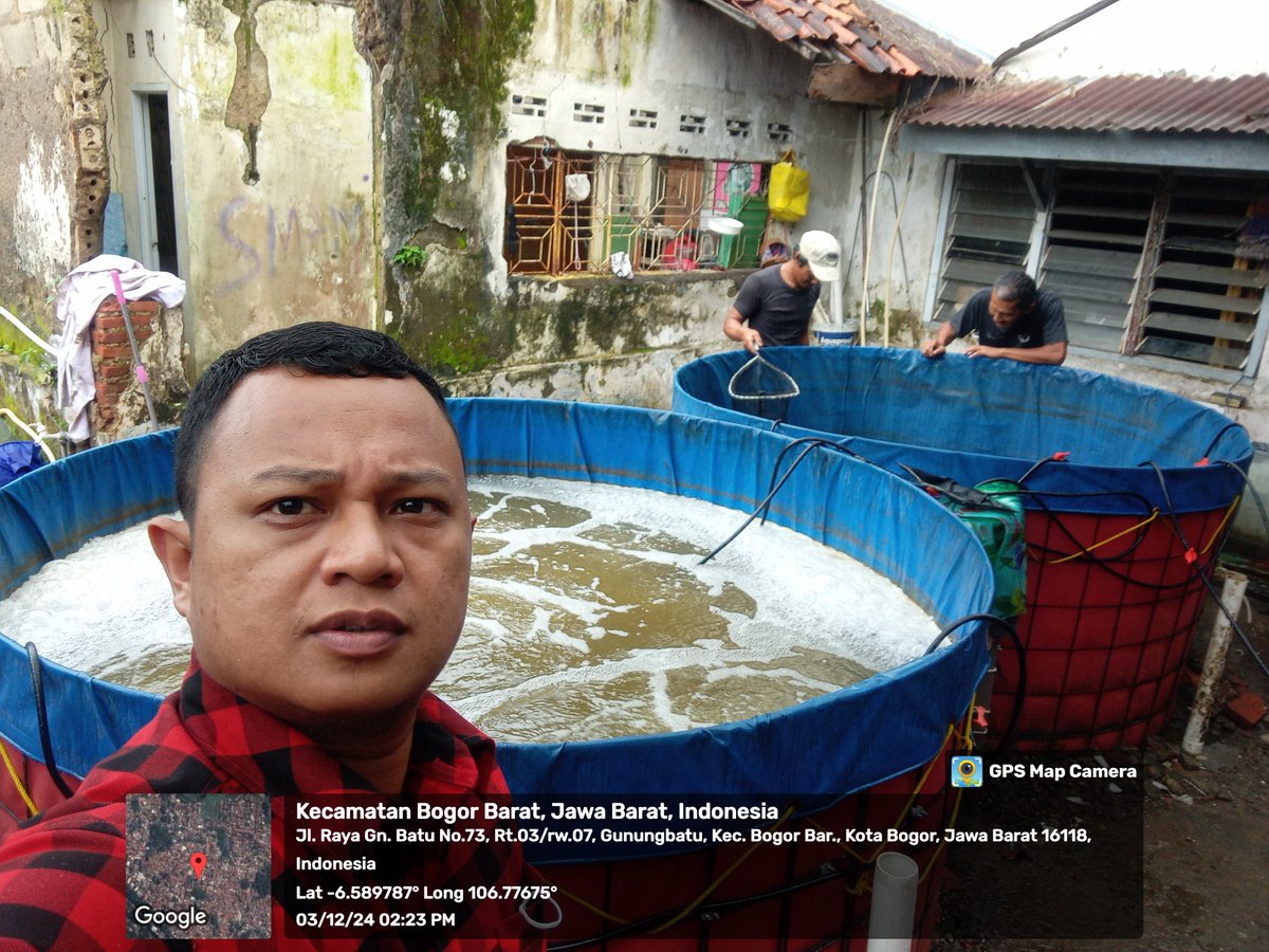 MPatekkai's tweet photo. Selasa (2/12), Patekkai, Luhkan Kota Bogor, anjangsana dan pendampingan teknis sampling pertumbuhan pada Budidaya Nila Bioflok Sipanen di Pokdakan Tarikolot Sehat Kel. Gunung Batu Kec. Bogor Barat, #GiatLuhkanSatminkalBogor #aktivitas @pusluh_bppsdm @brpbatpp_bogor @bppsdm_kp https://t.co/OROhWtQPen