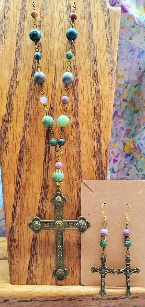 kanowyn's tweet photo. Last chance 3 day Christmas sale!
Final sale of the year!
Prices have been lowered and all items are on sale!
https://t.co/iSAcgyrjJ5 https://t.co/4akbyOHqAU